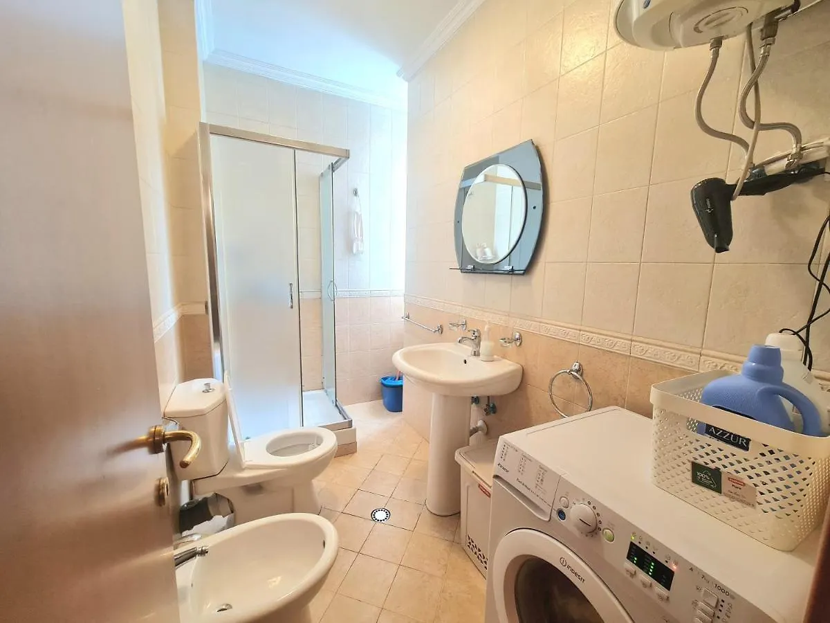 Sandra'S Apartment In Tirana Center Homestay